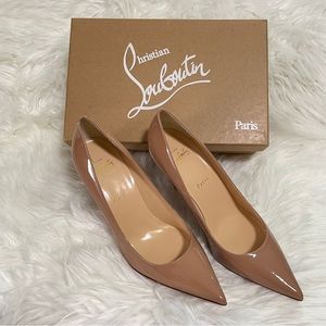 CHRISTIAN LOUBOUTIN Décolleté 554 85mm patent-leather pumps Nude 39